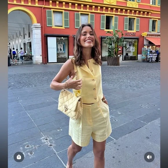 ZARA LINEN VEST AND HIGH-WAISTED SHORTS - Picture 7 of 16